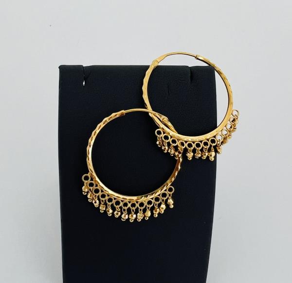 22 KT GOLD EARRINGS 6.1GM