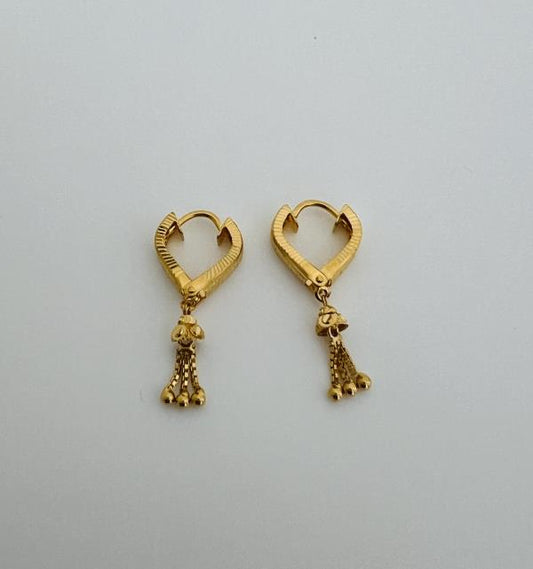 22KT GOLD EARRINGS 2.8GM