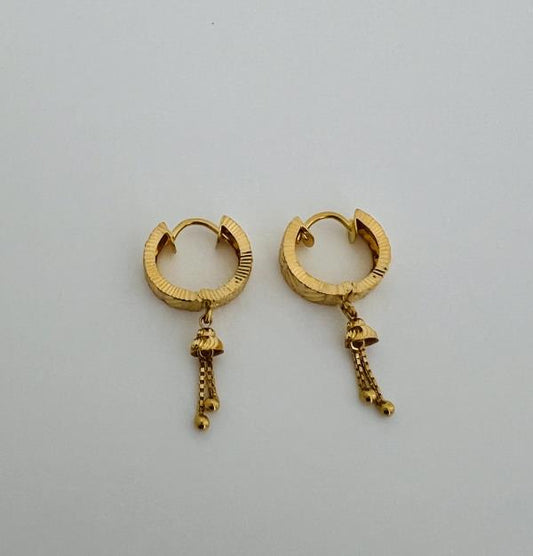 22KT GOLD EARRINGS 3.4GM