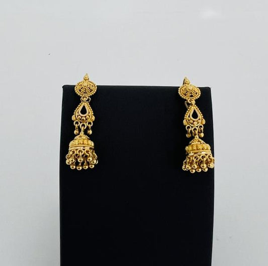 22KT GOLD EARRINGS 5.9GM