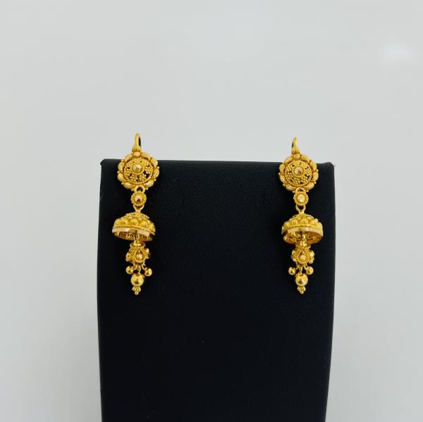 22KT GOLD EARRINGS 5.2GM