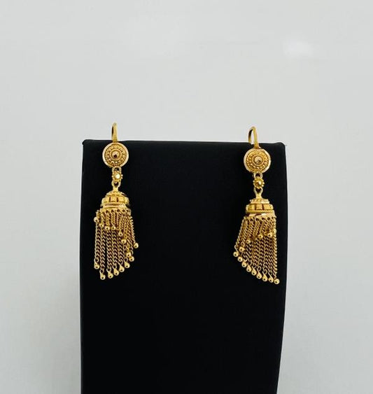 22KT GOLD EARRINGS 5.6GM