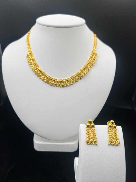 22KT GOLD SET WITH EARRINGS 15.6GM
