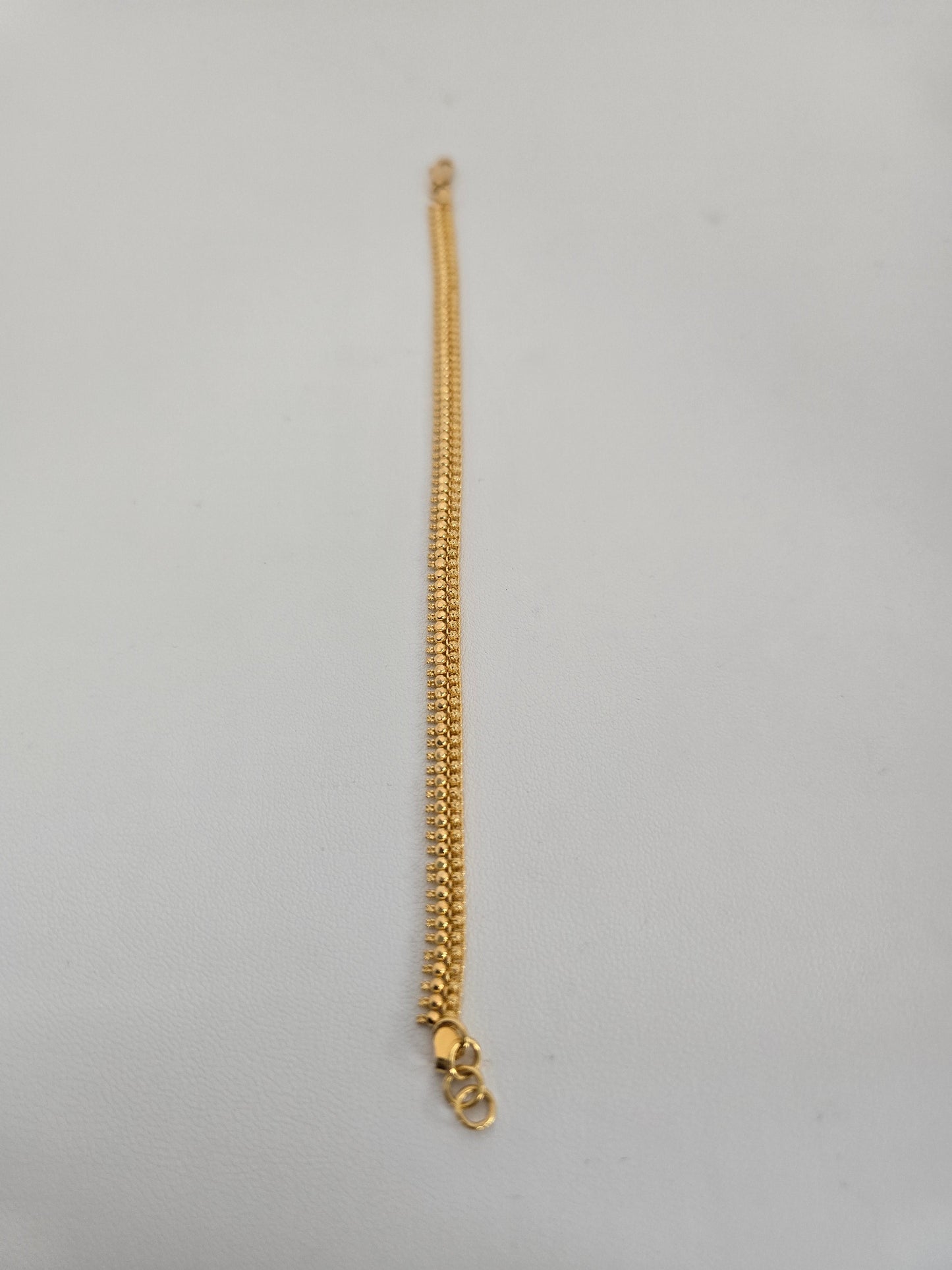 22KT GOLD LADIES BRACELET 9.10GM