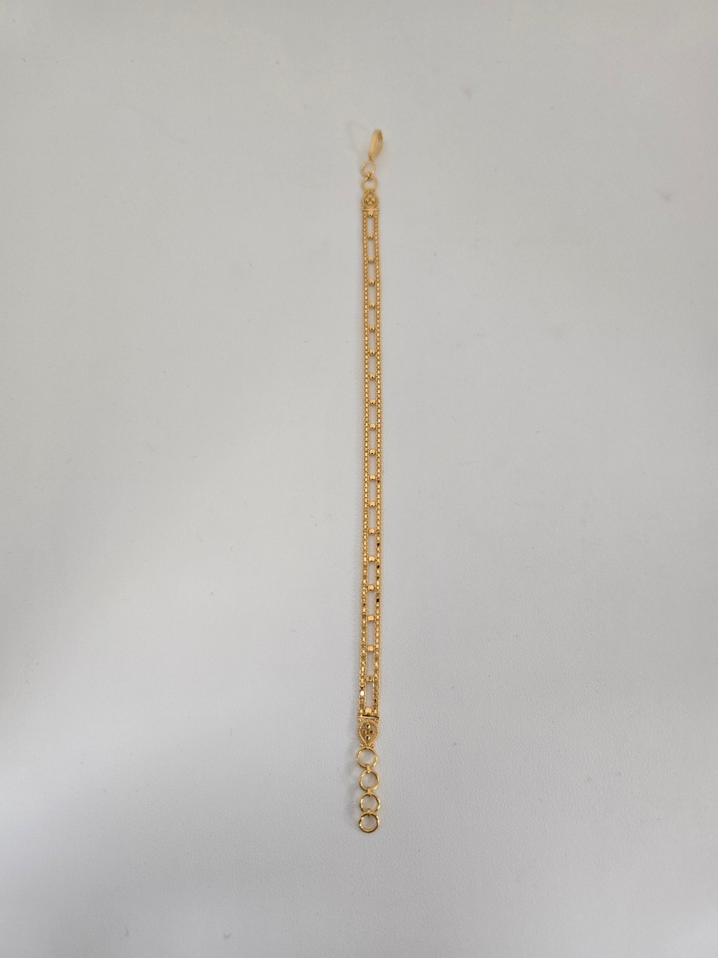 22KT GOLD LADIES BRACELET 6.1GM