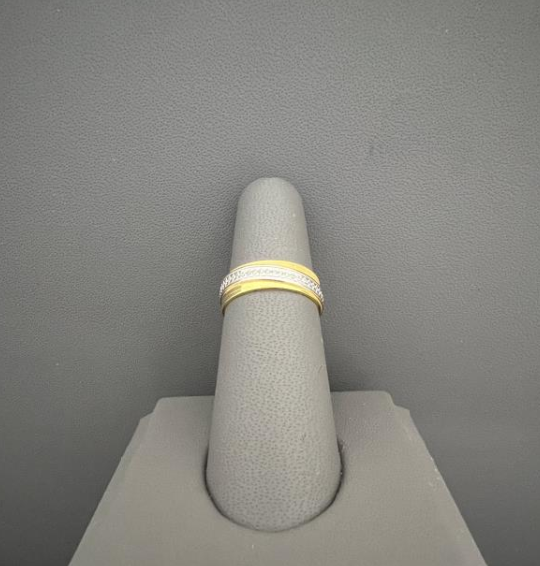 22KT GOLD CZ TWO TONE LADIES WEDDING BAND 4.3GM