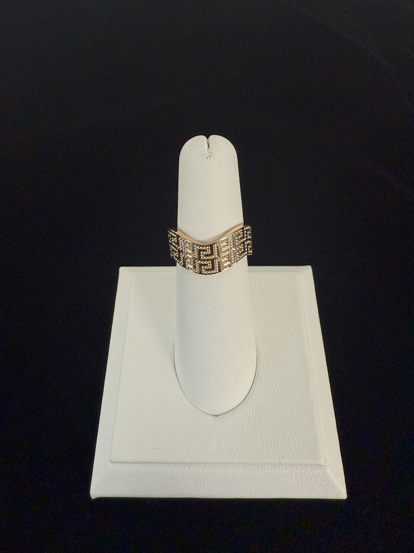 22KT GOLD LADIES WEDDING BAND 10.7GM