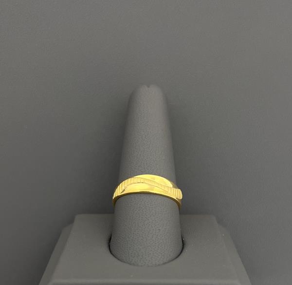 22KT GOLD LADIES WEDDING BAND 2.4GM
