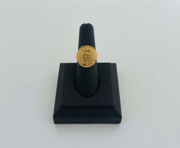 22KT GOLD LADIES RING 4.2GM