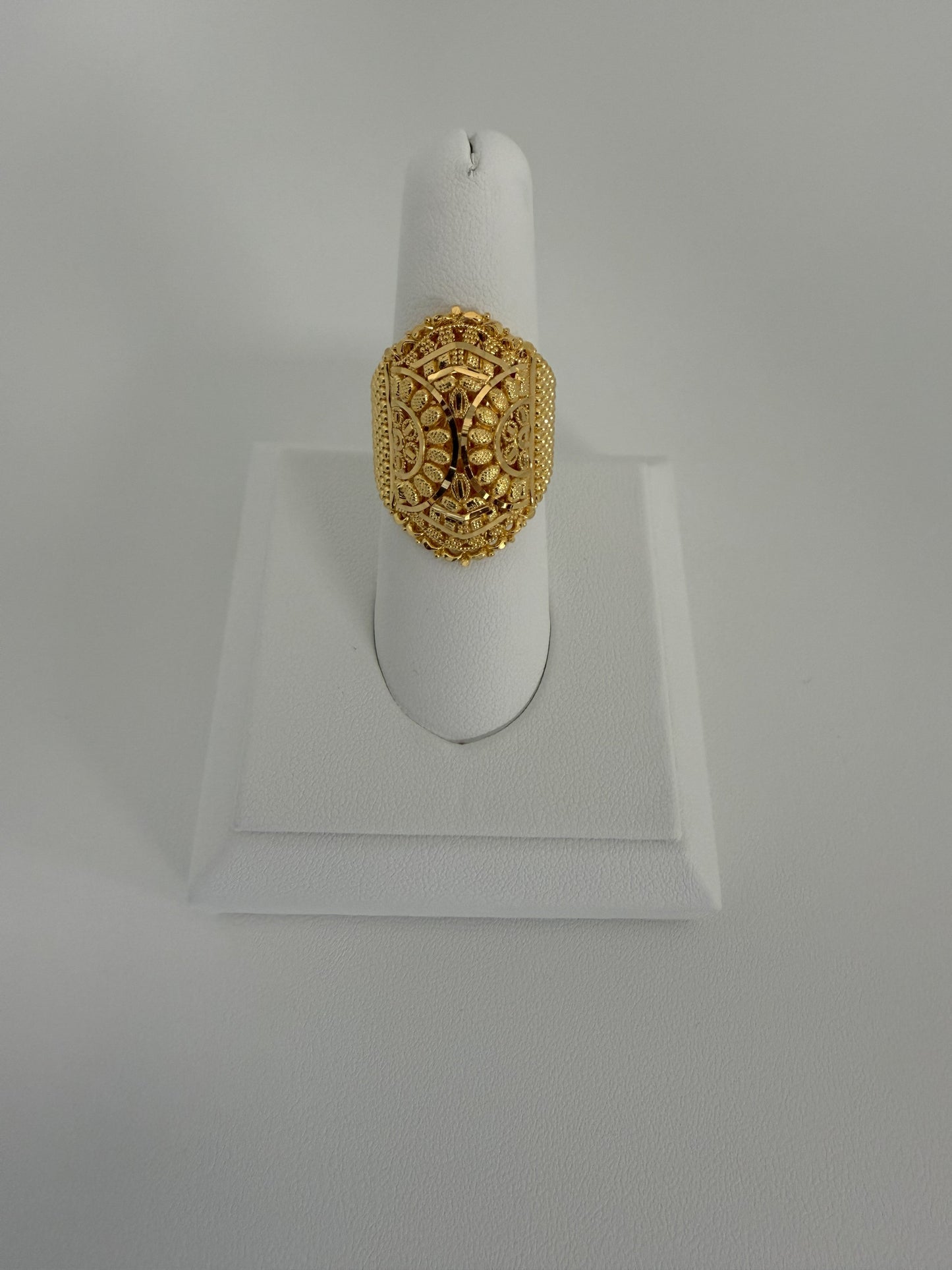 22KT GOLD RING 9.4 GM