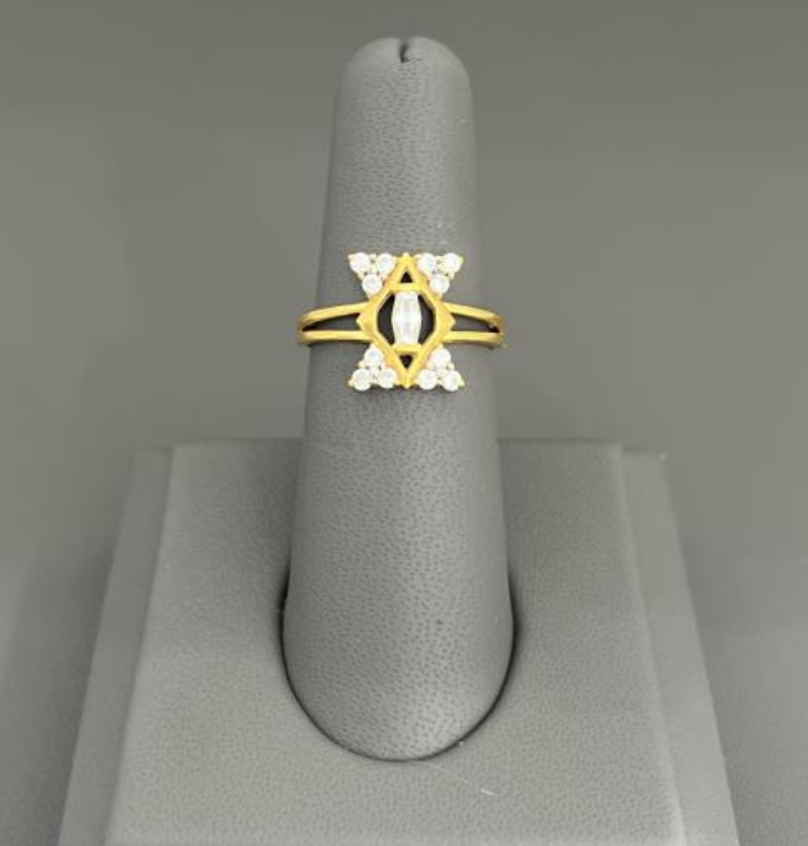22KT GOLD RING 3.6 GM