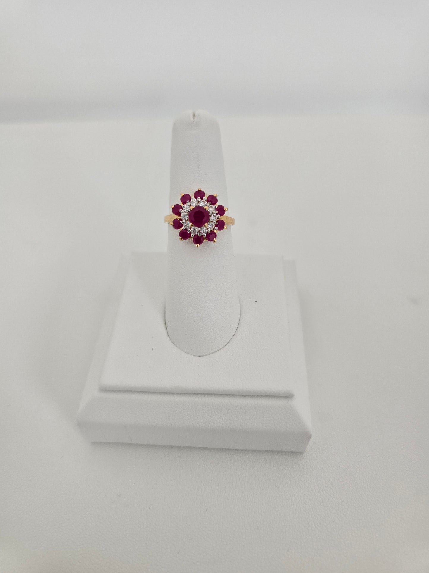 22KT GOLD RING  5 GM