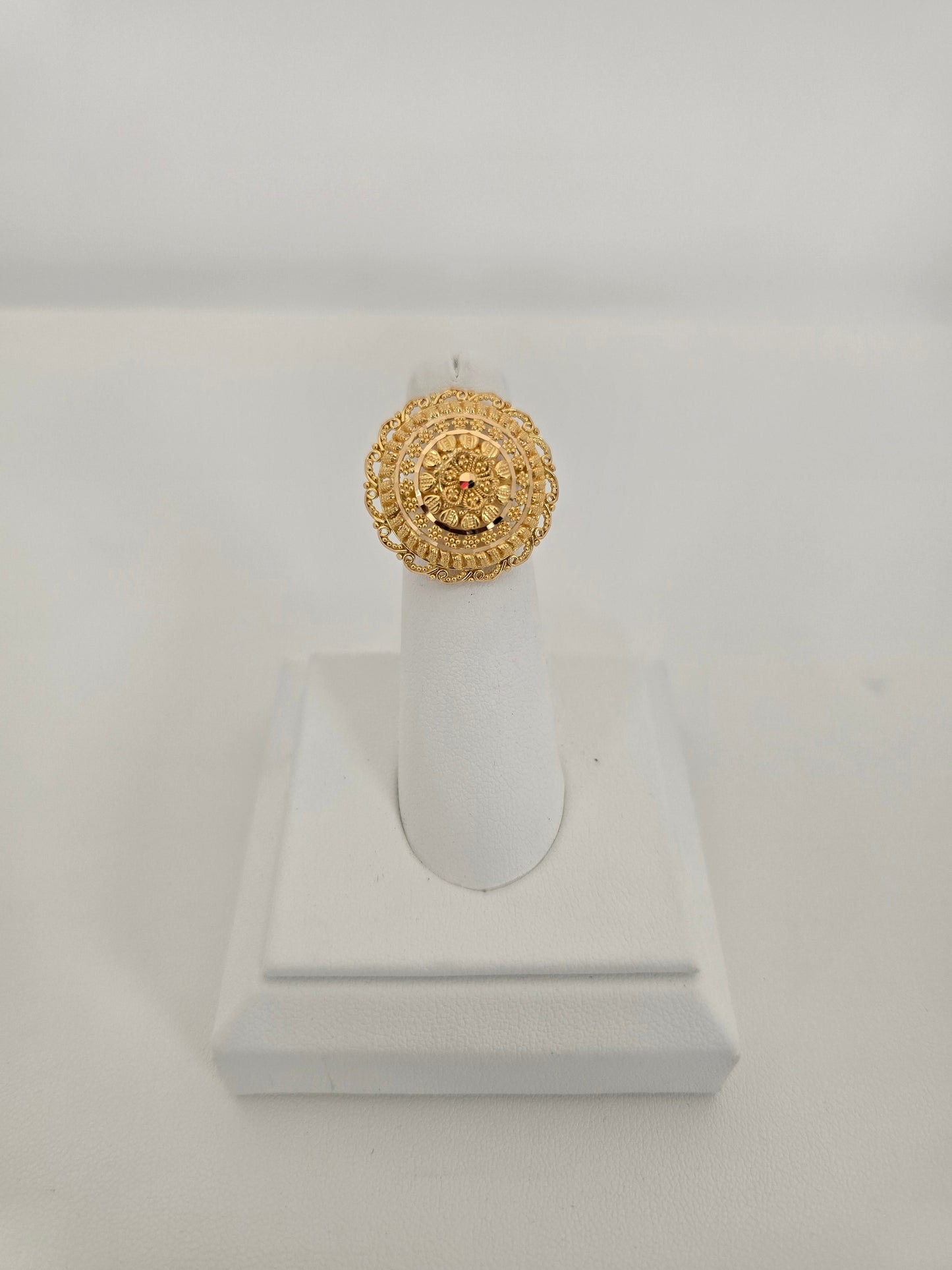 22KT GOLD RING  6.9 GM