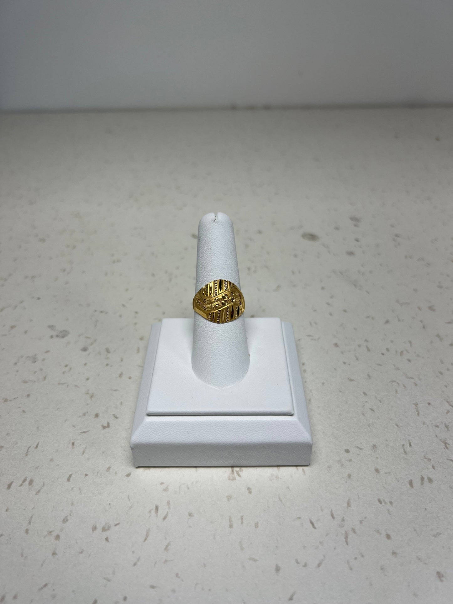 22K Gold Ladies Ring 3.9 GM