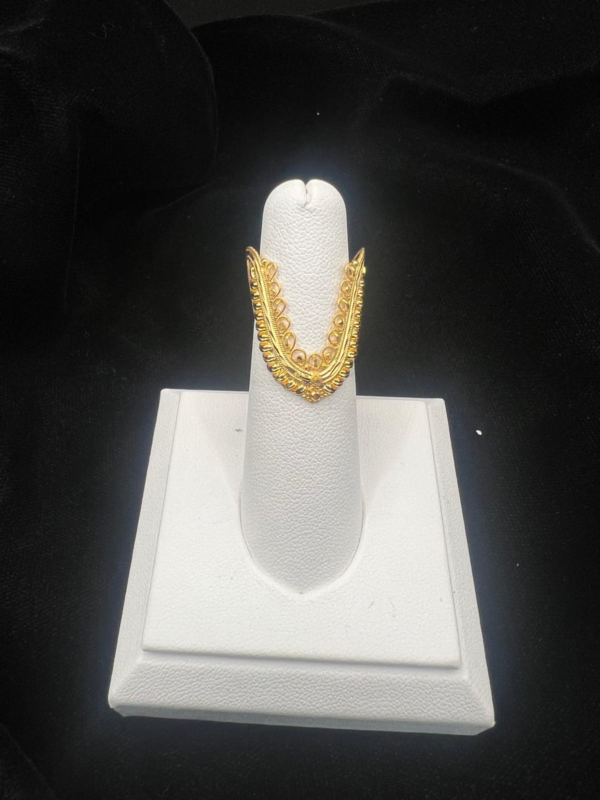 22K Gold Statement V-Ring 3.7 GM