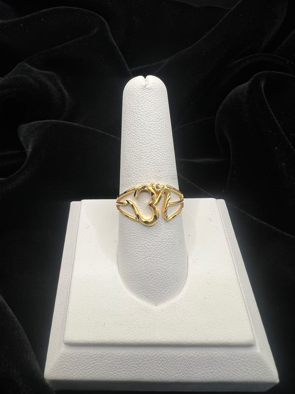 22KT  Gold Sacred Om Ring With Rhodium Accents 2.7 GM