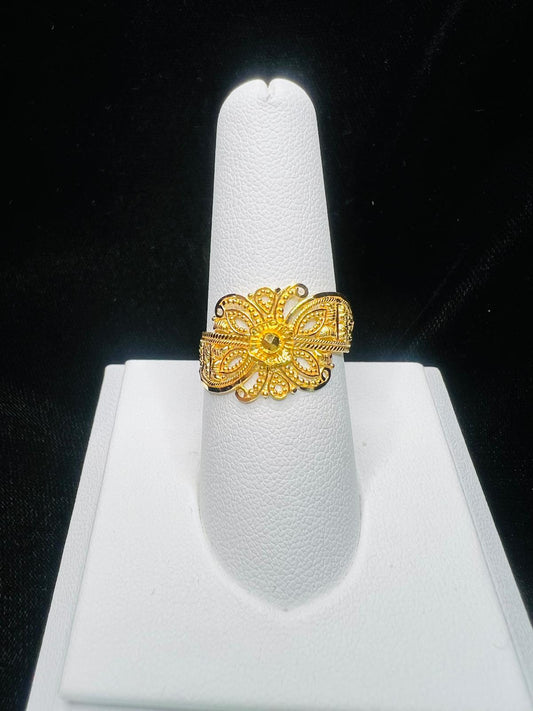 22KT Gold Floral Filigree Ring 3.0gm
