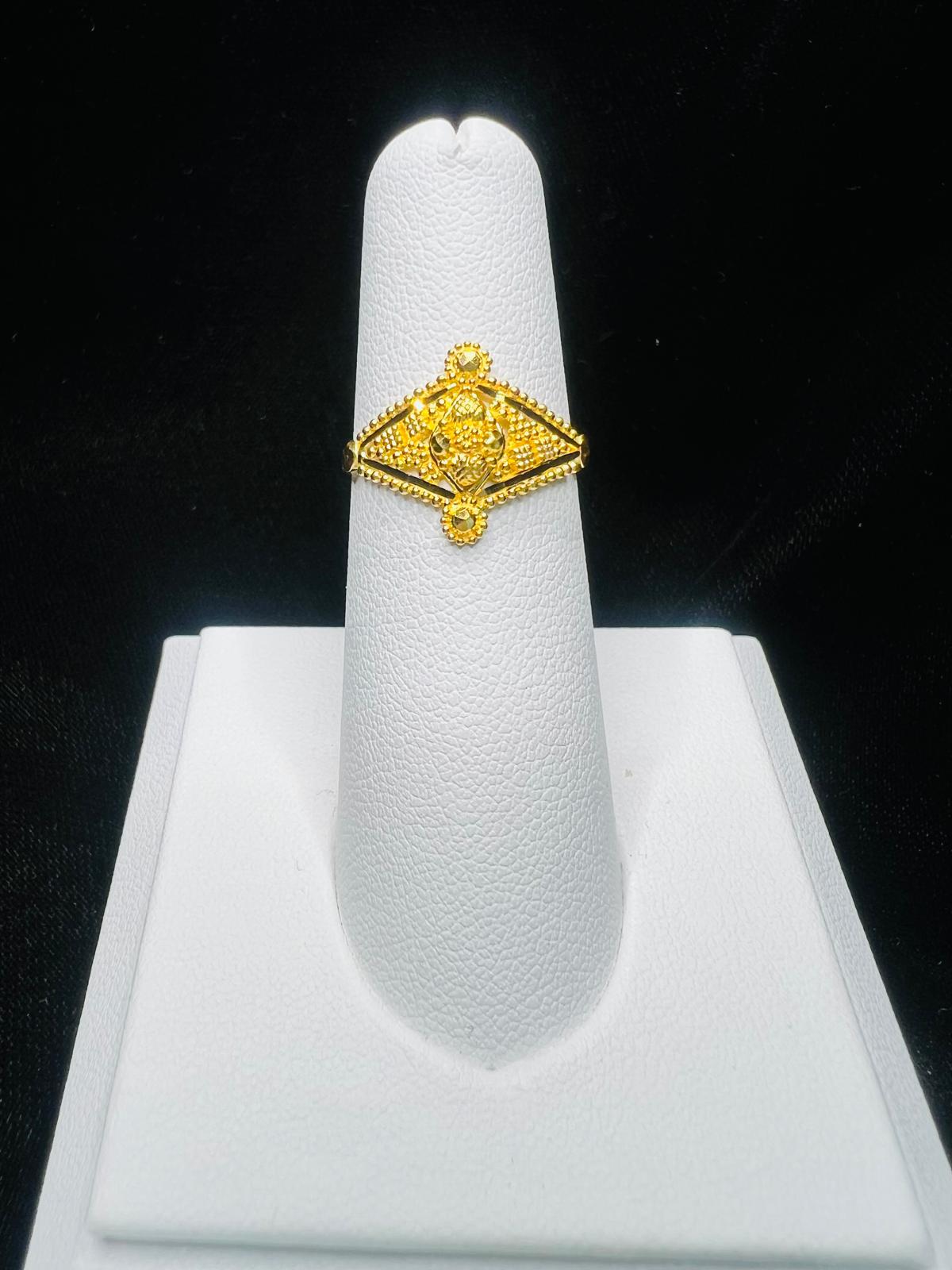 22KT Gold Geometric Filigree Ring  2.2gm