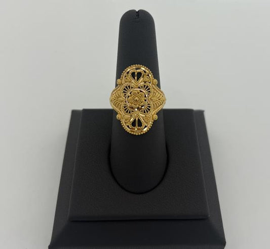 22KT GOLD LADIES RING 4.2GM