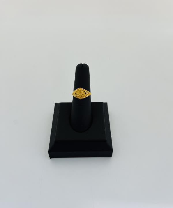 22KT GOLD RING 2.6GM