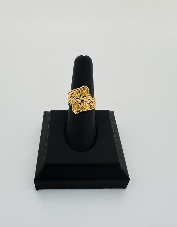 22KT GOLD LADIES RING 4.2GM