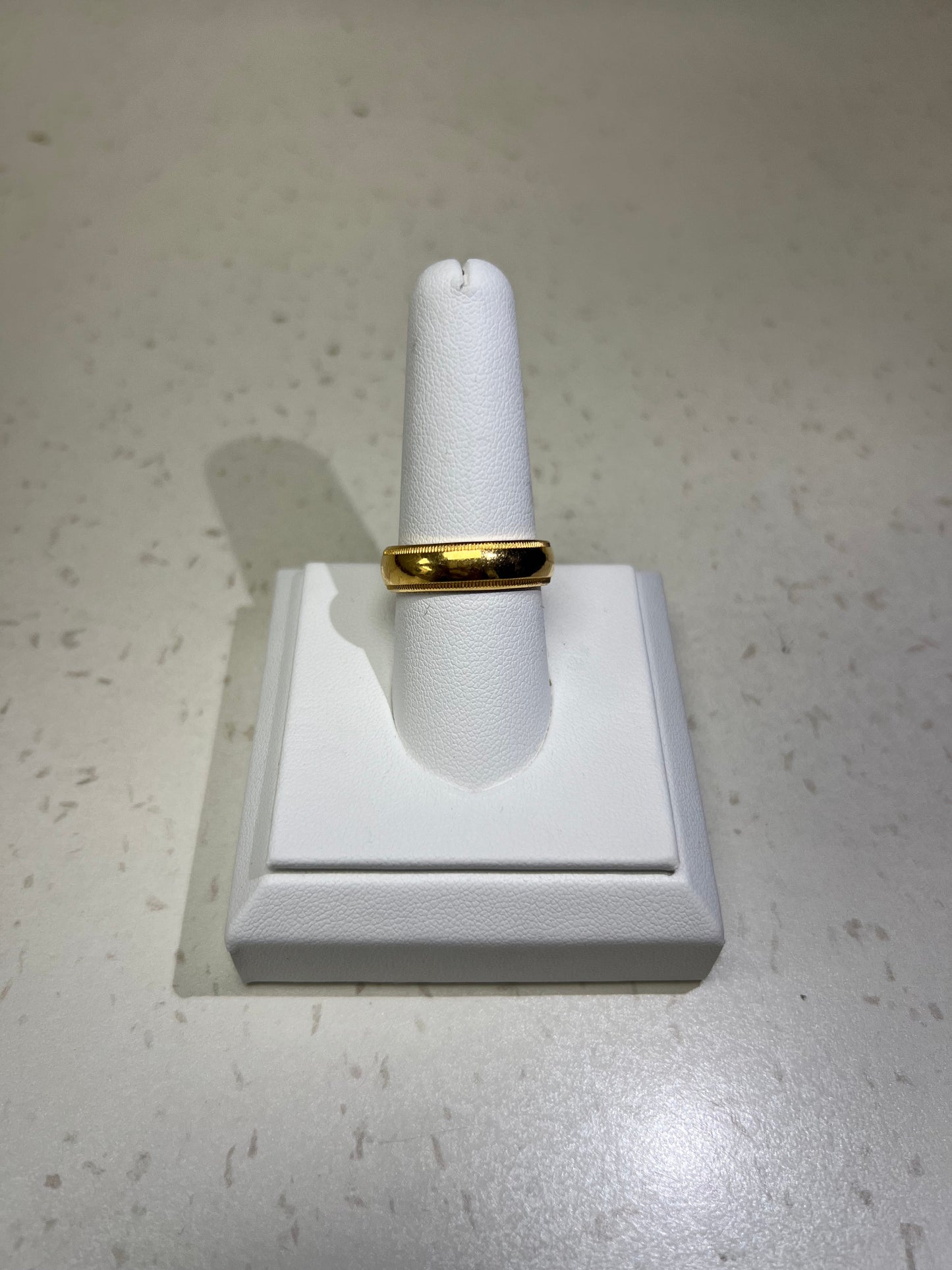 22KT GOLD MENSWEDBAND 10.8GM