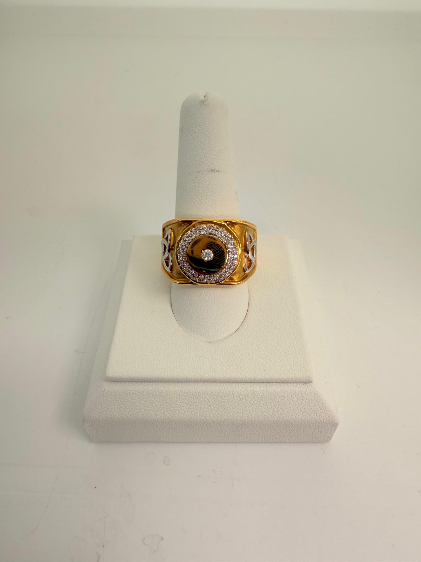 22KT GOLD MENS RING 7.2 GM