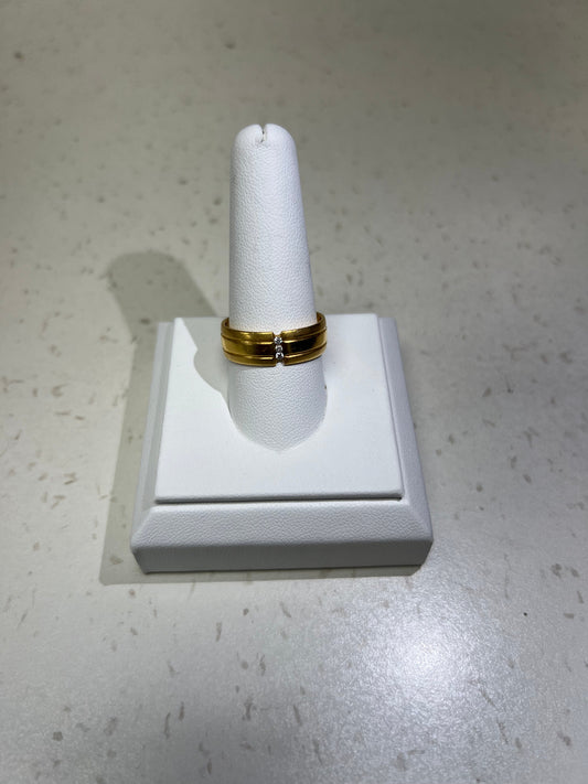 22K GOLD MENS RING WITH CZ 9.4G