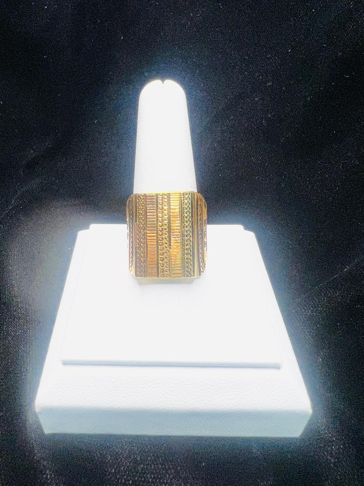 22KT Gold Men’s Textured Rectangular Ring 6.9gm