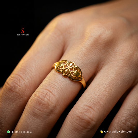 22K Gold Heart Motif Ring 2.2 GM