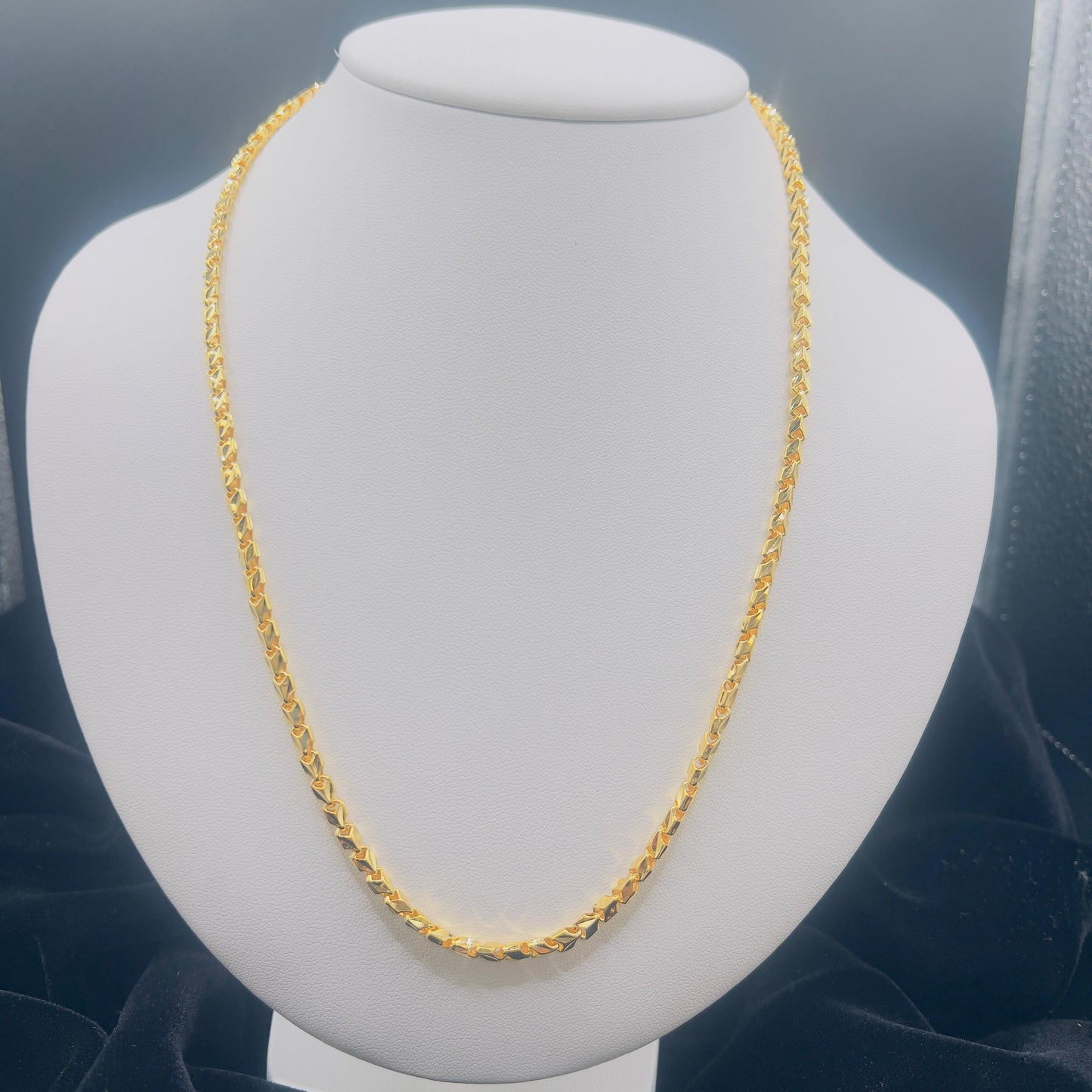 22KT Gold Arrowhead Link Chain 12.9 GM