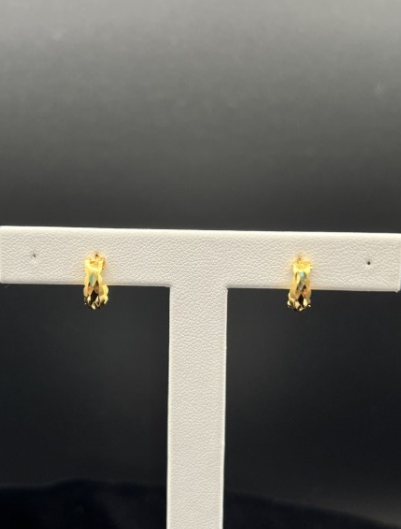 22KT GOLD EARRINGS 1.2 GM
