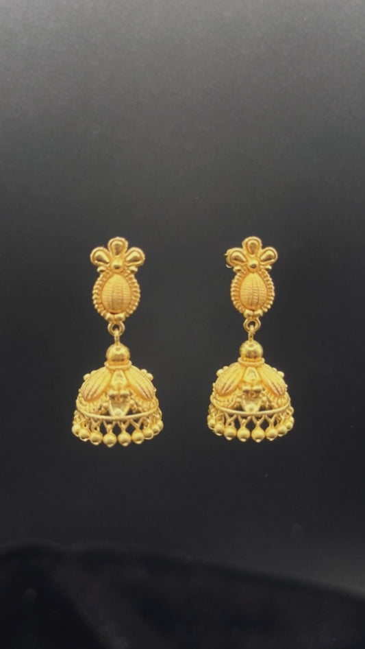 22KT Gold Jumkies Earrings 7 GM
