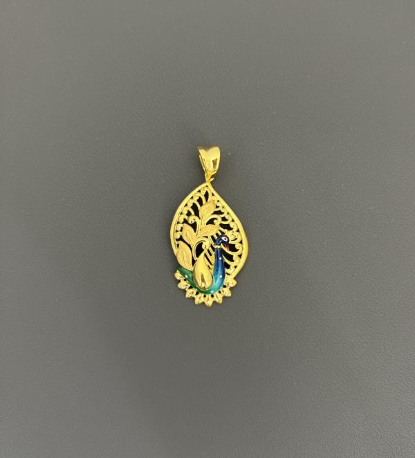 22KT GOLD PEACOCK CHARM 5.4GM