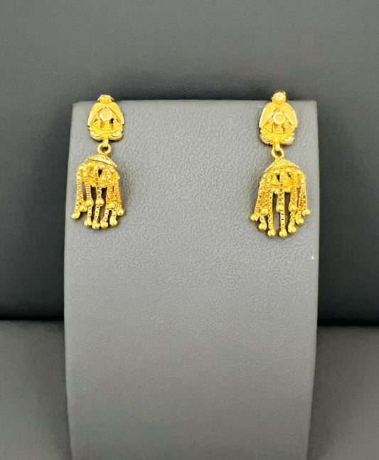 22KT GOLD JUMKIE EARRINGS 5.1GM