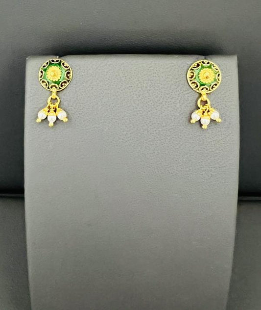 22KT GOLD MENNA KARI EARRINGS 2.90GM