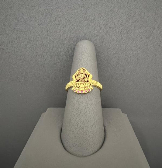 22KT GOLD LAKSHMI LADIES RING 3.7GM